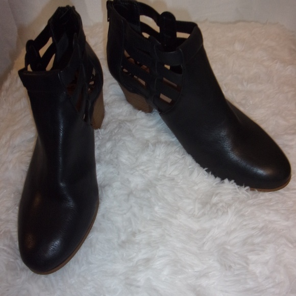 Fergalicious Shoes - New Fergalicious Sz 10 Black Ankle Boots